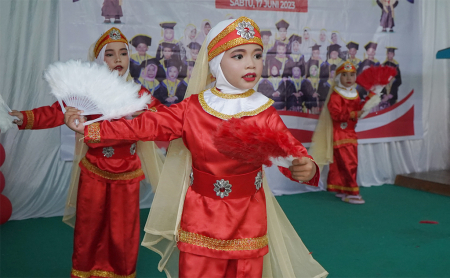 TARI KIPAS