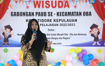 WISUDA GABUNGAN PAUD SE KECAMATAN OBA