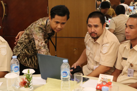 DAMPINGI PESERTA BIMTEK