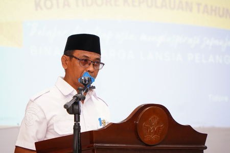 PENGUATAN PERAN KELUARGA BAGI LANSIA
