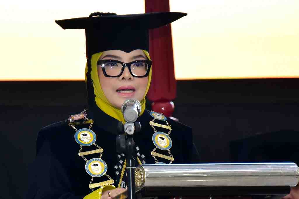 WISUDA UNBITA GORONTALO