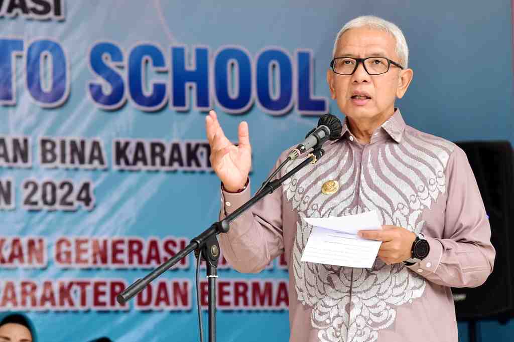 WUJUDKAN GENERASI BERKARAKTER