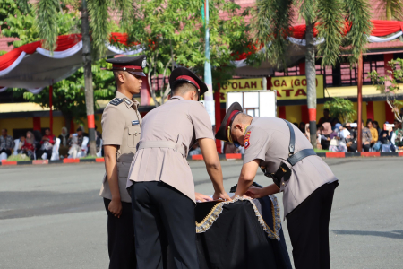 PENANDATANGANAN SURAT KEPUTUSAN