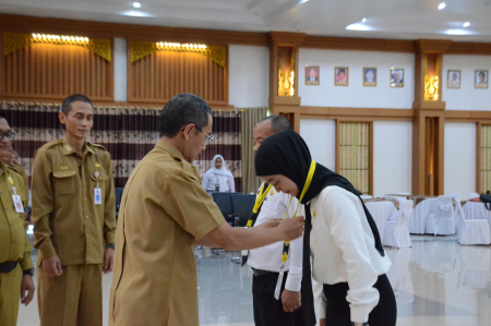 KALUNGKAN TANDA PESERTA