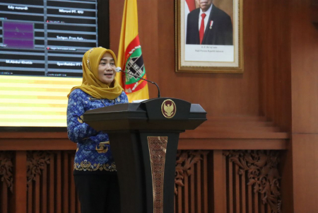 UPAYA TINGKATKAN KOMPETENSI TENAGA KERJA