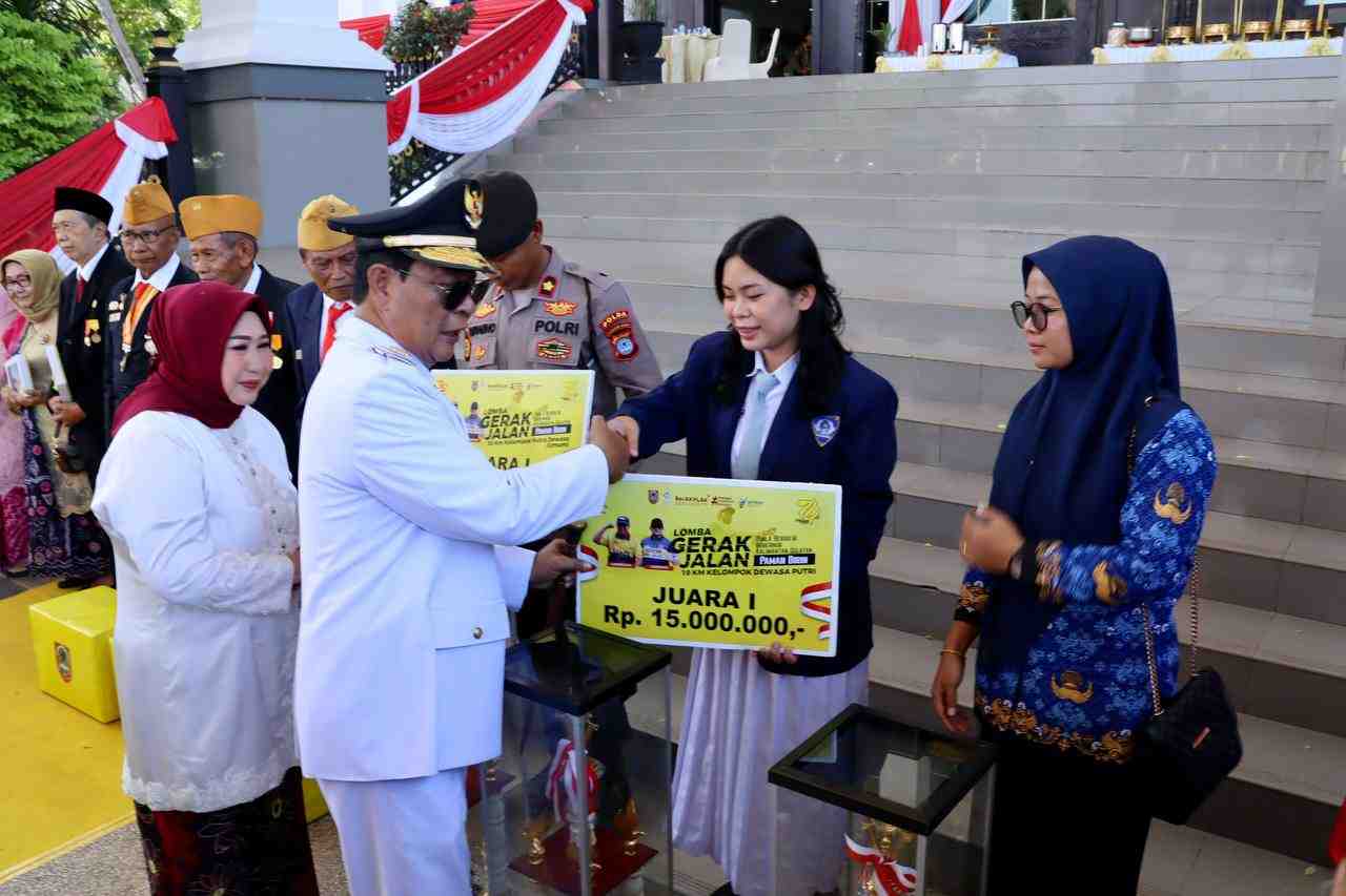JUARA 1 LOMBA GERAK JALAN 10 KM