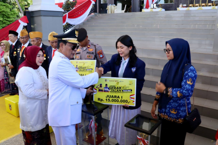 JUARA 1 LOMBA GERAK JALAN 10 KM