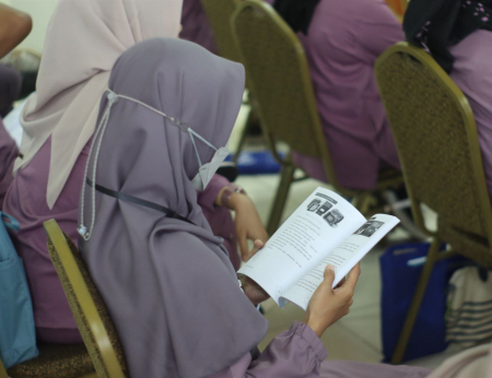 BACA MATERI
