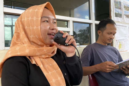 INFORMASI RADIO