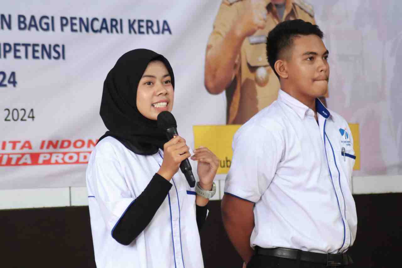 PEMAGANGAN DALAM NEGERI