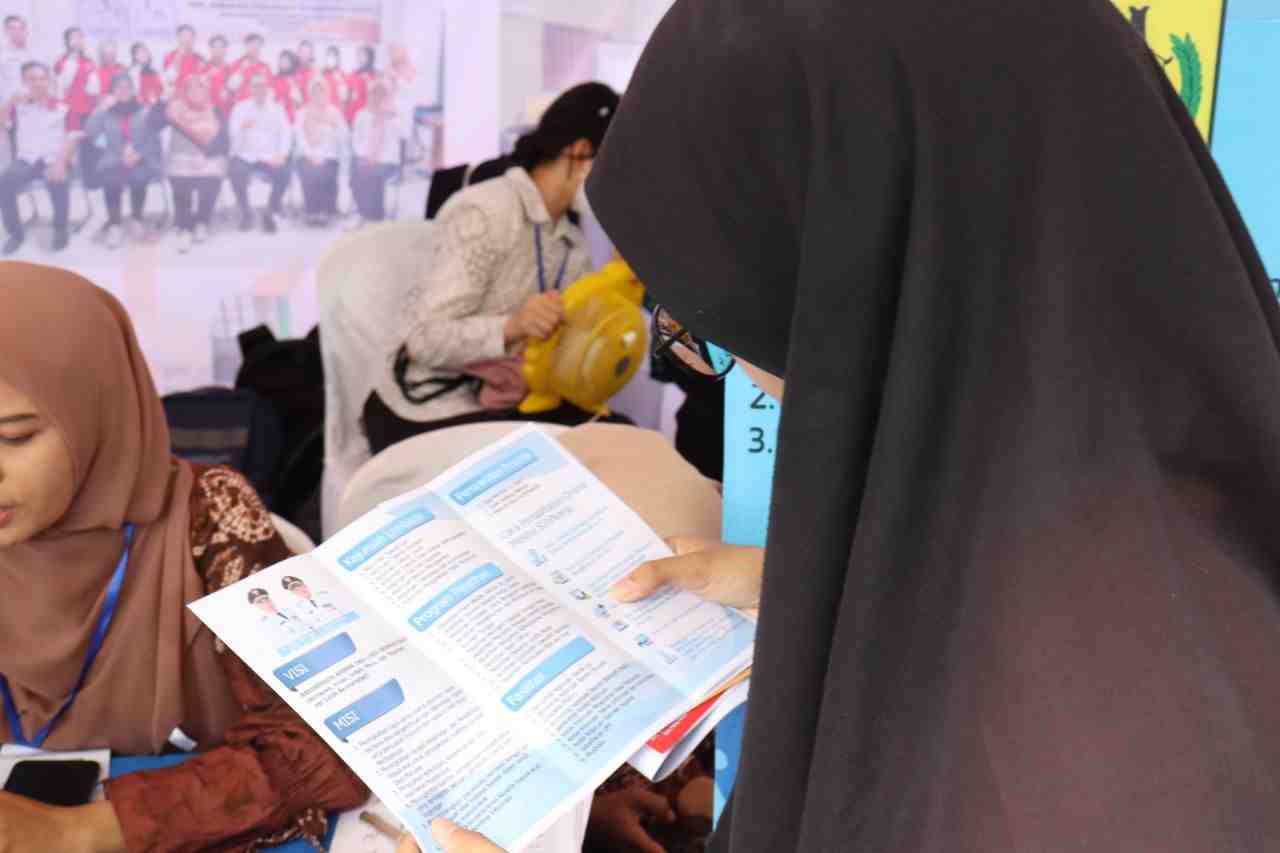 BACA INFORMASI PERUSAHAAN