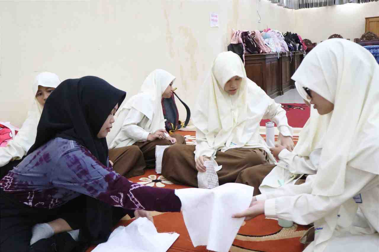 SERAHKAN KAIN SASIRANGAN