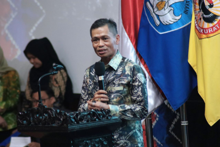 BANGUN KONSUMEN CERDAS
