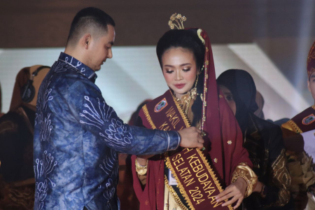 PASANGKAN SELEMPANG WAKIL 1 GALUH KEBUDAYAAN