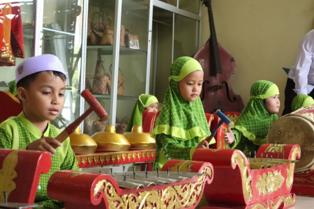 MAINKAN GAMELAN BANJAR