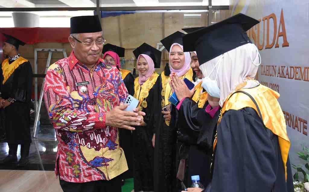 WISUDA POLITEKNIK KESEHATAN KEMENKES TERNATE
