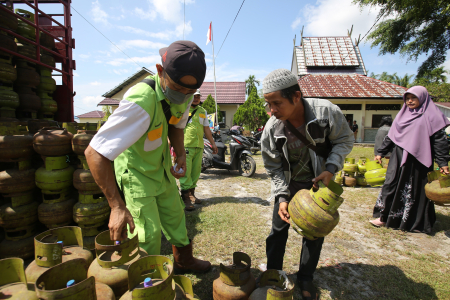 OPERASI PASAR GAS LPG 3 KG di PALANGKA RAYA 