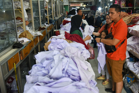 PENJUALAN SERAGAM SEKOLAH DI MEDAN