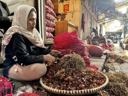 HARGA BAWANG MERAH NAIK di BANJARMASIN