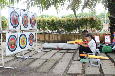 PERMAINAN MENEMBAK TARGET
