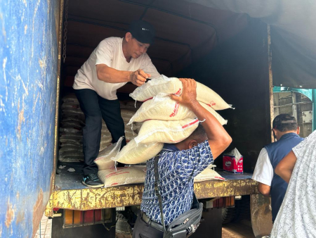 TURUNKAN BERAS