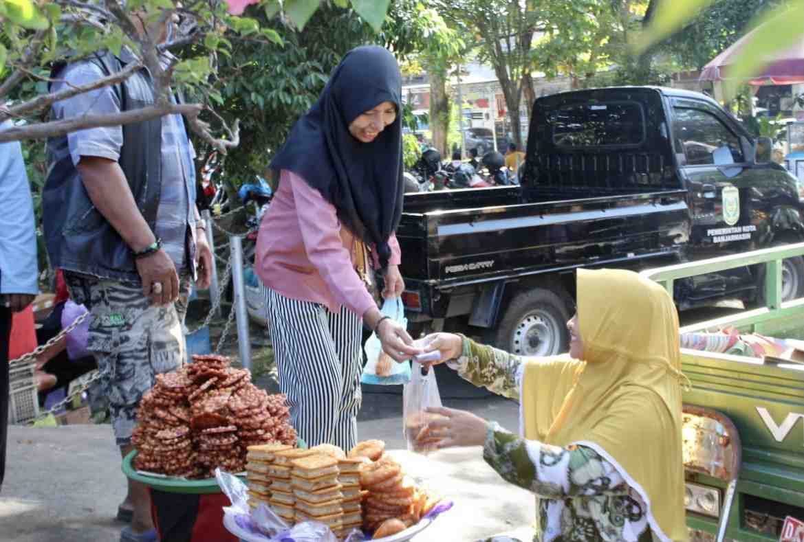 BELI WADAI CUCUR
