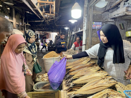 JUAL IKAN ASIN