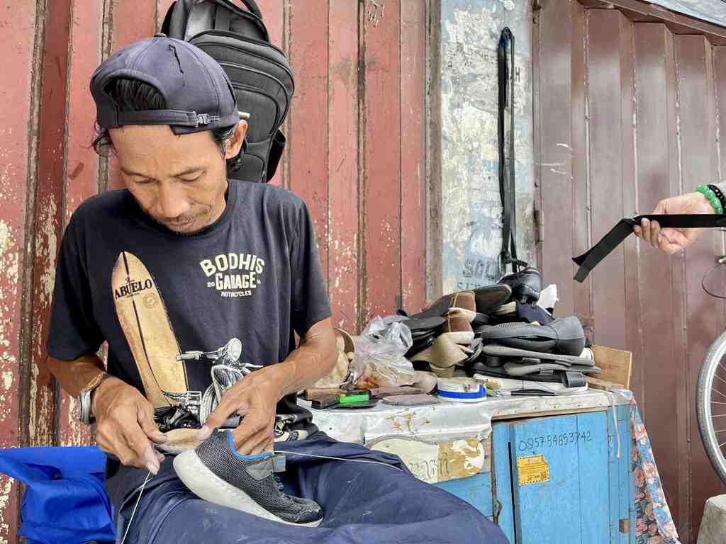 PERBAIKI SEPATU