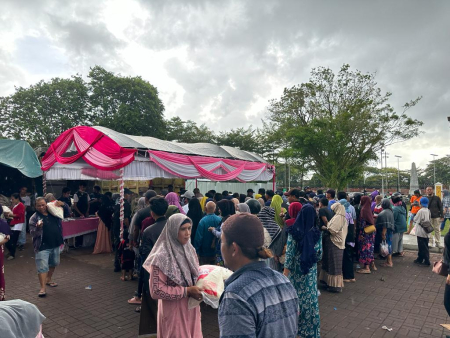ANTRE BELI BERAS