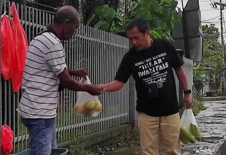 BELI BUAH MANGGA