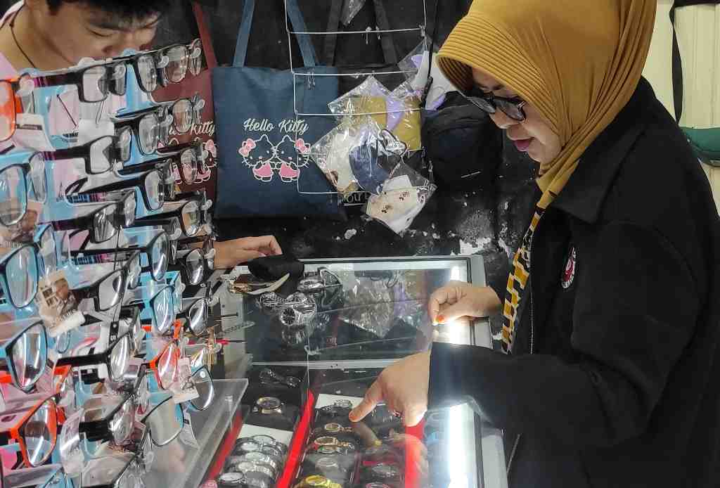 BELI JAM TANGAN