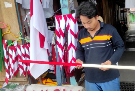 BELI TONGKAT PRAMUKA