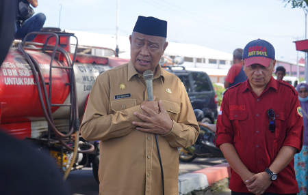 OPERASI PASAR MURAH MINYAK TANAH di TIDORE