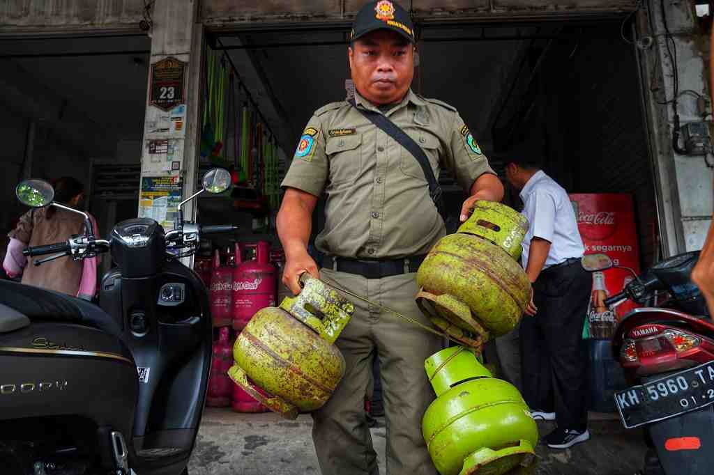 ANGKUT TABUNG GAS 3 Kg