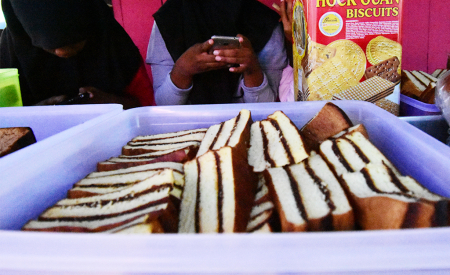 KUE LAPIS TIDORE