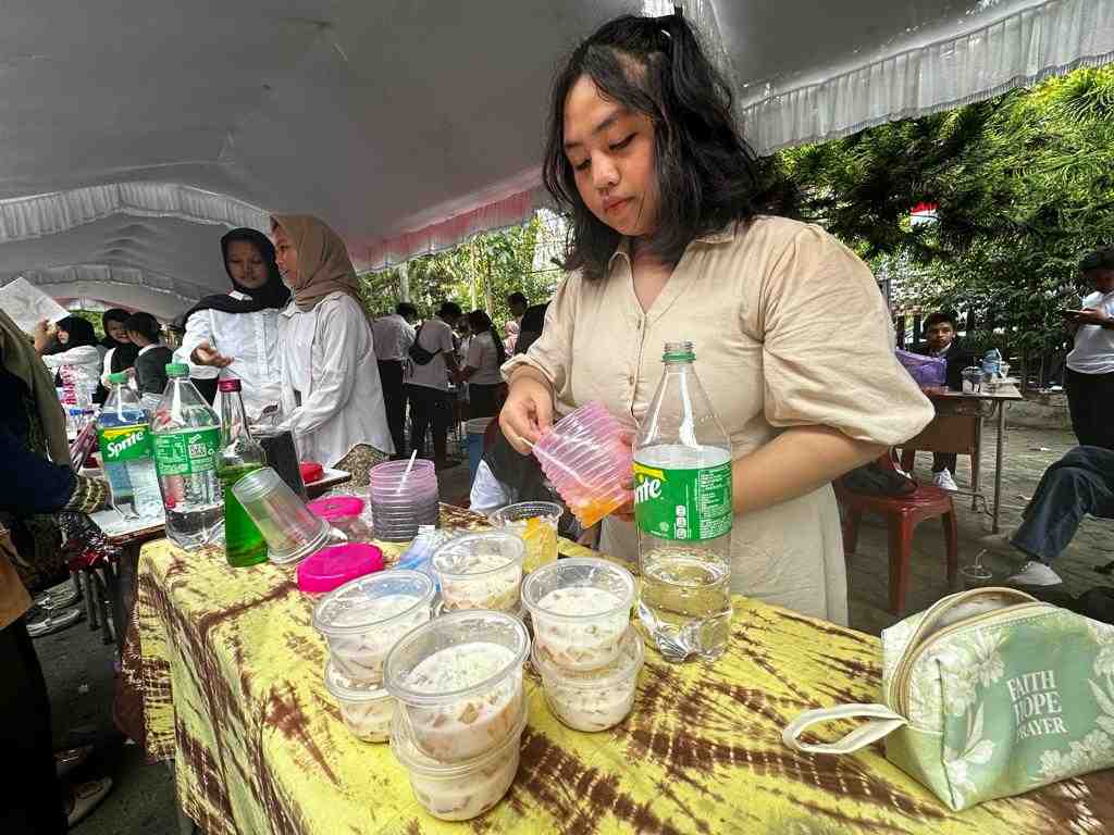 SIAPKAN ES SAGU MUTIARA