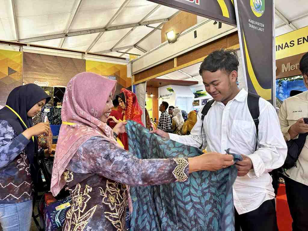 MELIHAT DETAIL PRODUK KAIN SASIRANGAN