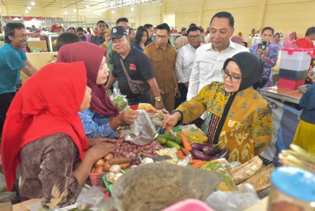DIALOG BERSAMA PEDAGANG