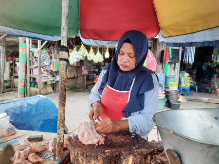 HARGA AYAM NAIK SAAT RAMADAN