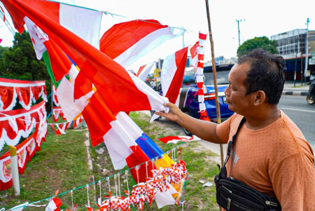 PILIH BENDERA MERAH PUTIH 