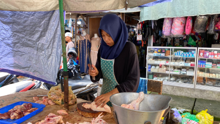 HARGA AYAM POTONG JELANG AKHIR TAHUN