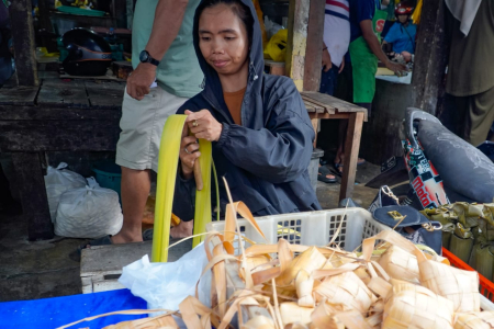 BUAT KULIT KETUPAT
