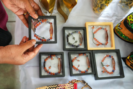 PILIH GELANG LILIS LAMIANG