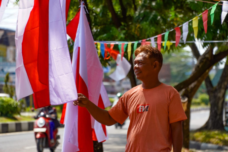 PILIH BENDERA MERAH PUTIH 
