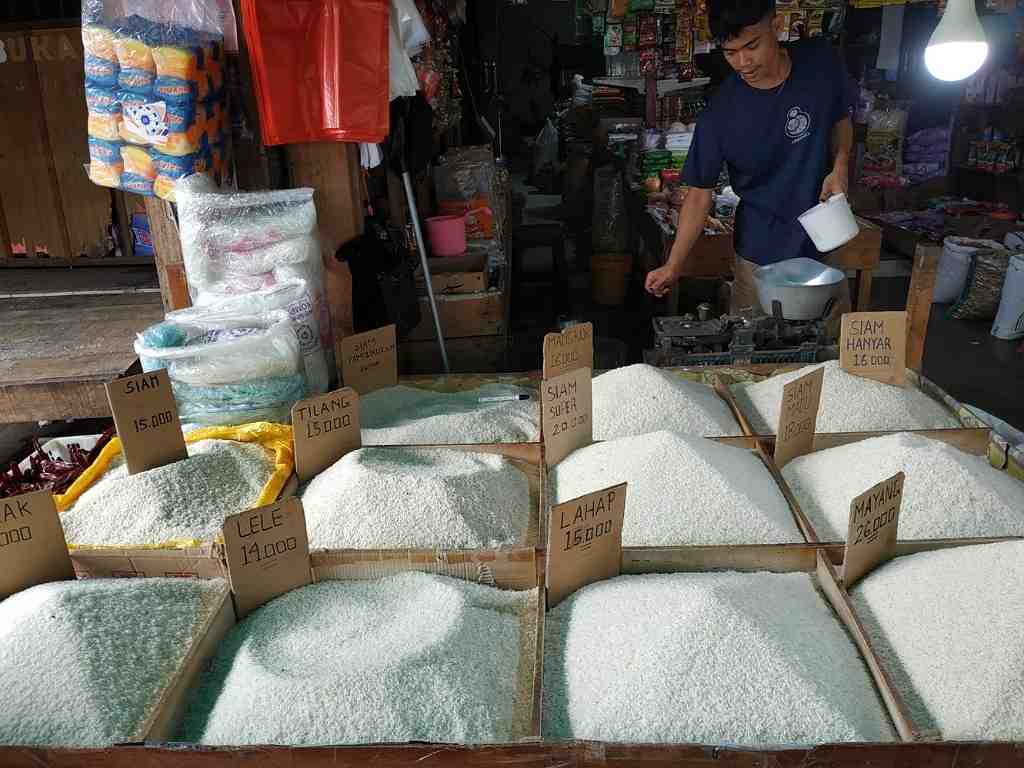 HARGA BERAS STABIL 