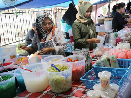 PENJUAL ES BUAH