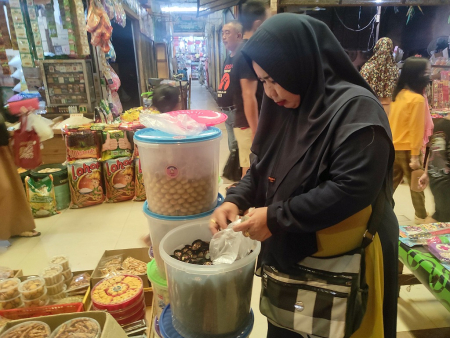KUE KERING LEBARAN