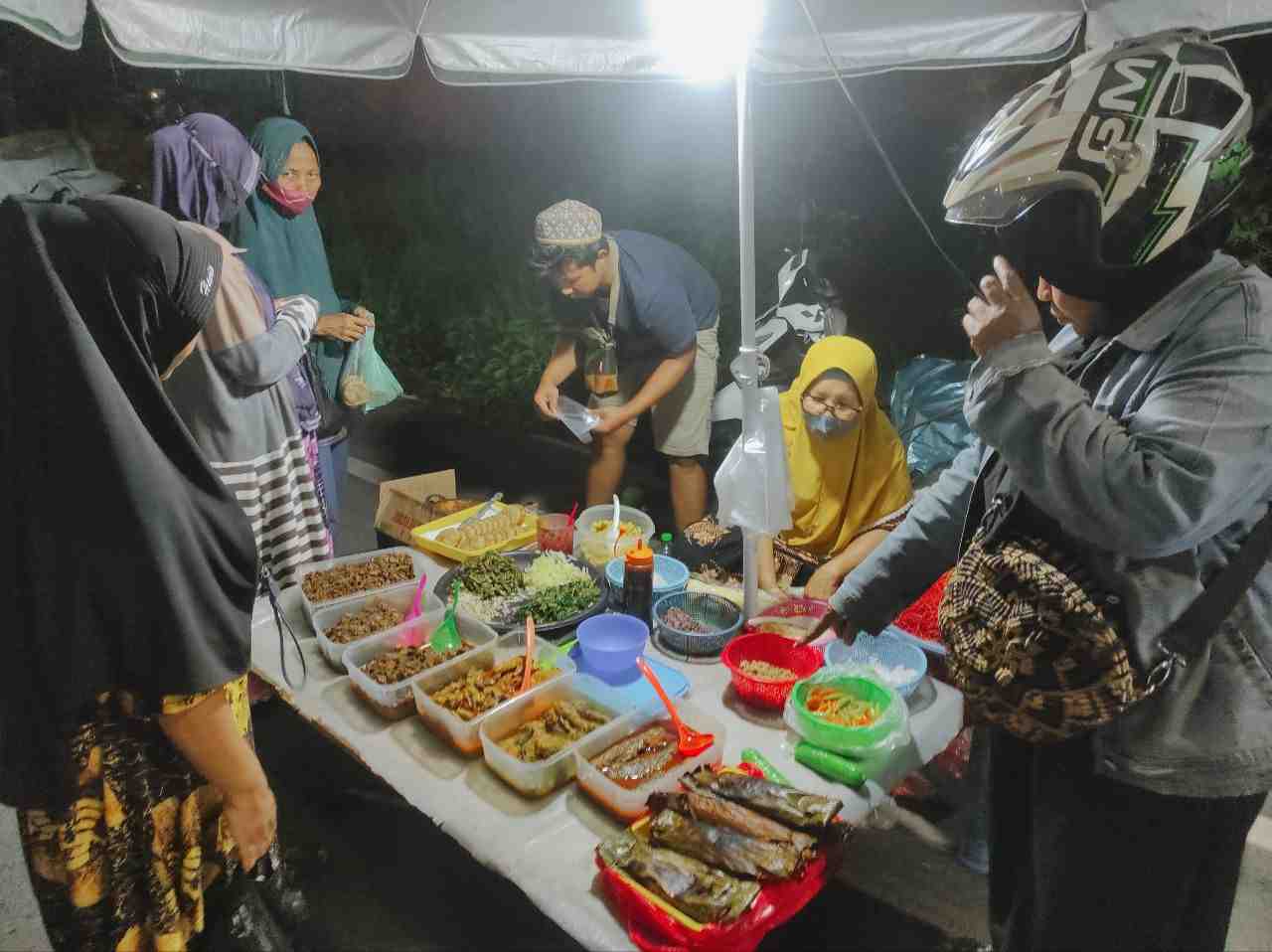 PASAR MALAM KELAYAN