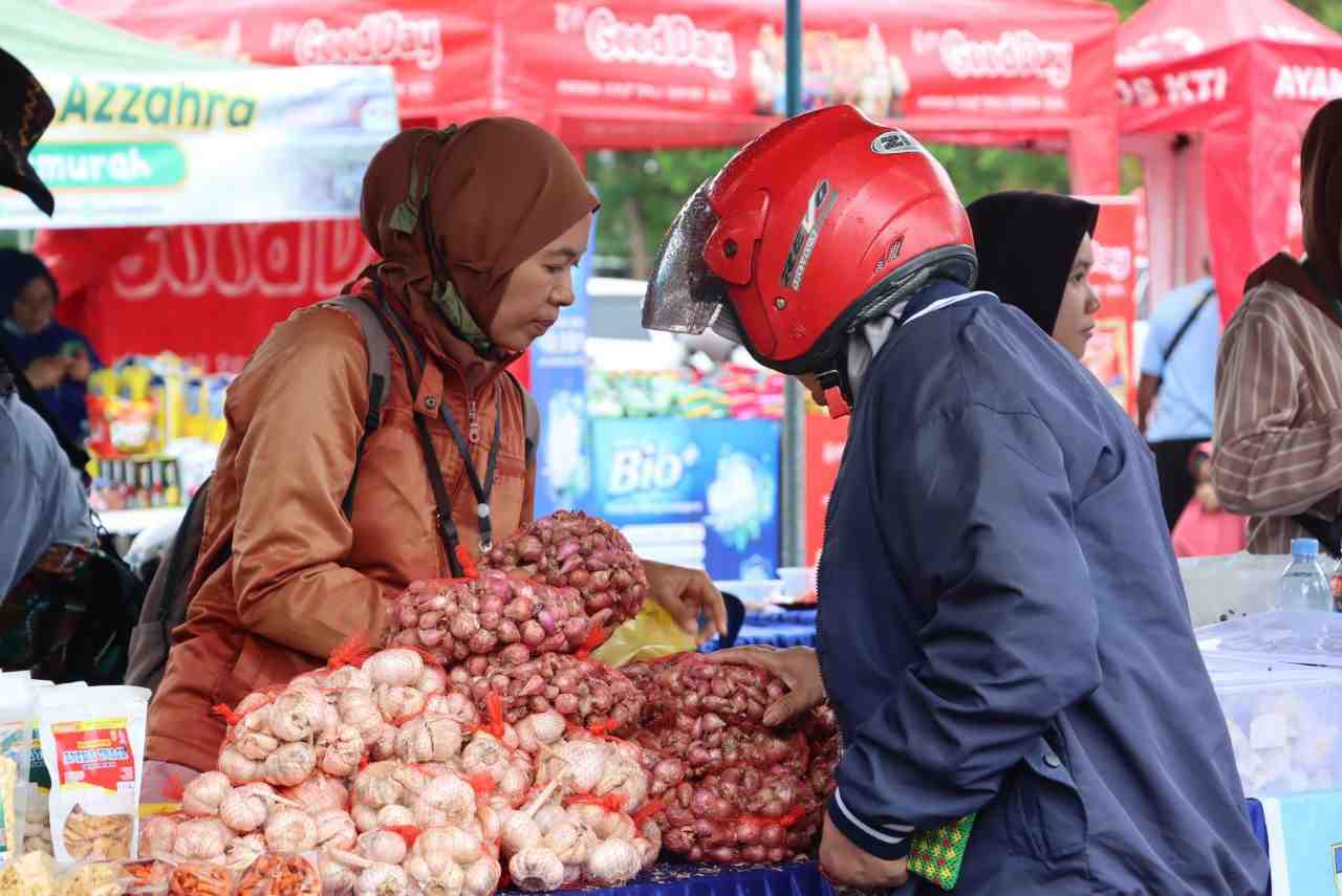 BELI BAWANG MERAH di PASAR MURAH