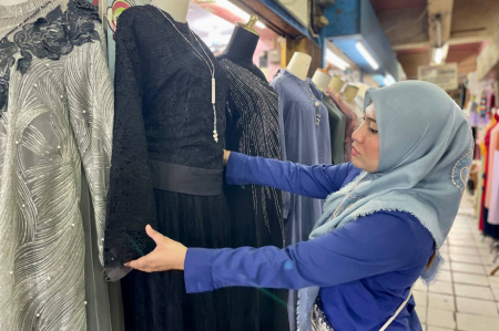 LIHAT KEBAYA